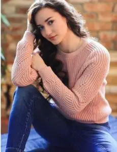 Elite escort service in Lokmanya Nagar for home and hotel visits